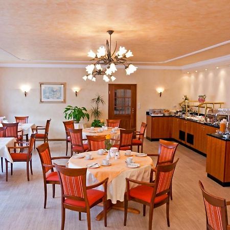 Hotel Rosenhof Kerpen  Buitenkant foto