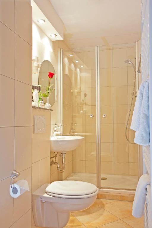 Hotel Rosenhof Kerpen  Buitenkant foto